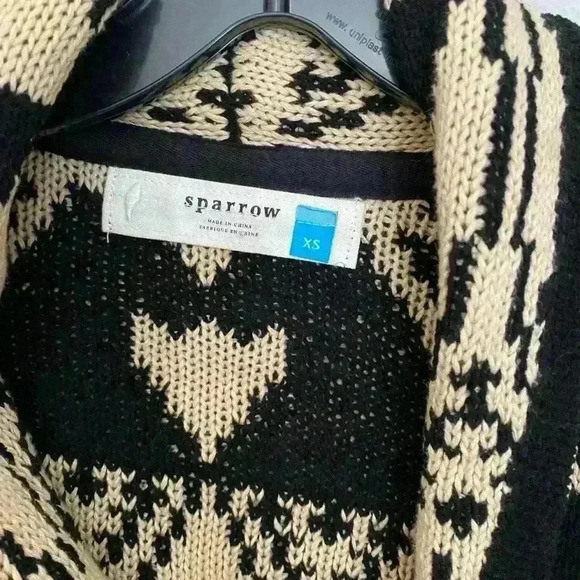 Sparrow Panticosa Cardigan - Picture 2 of 5